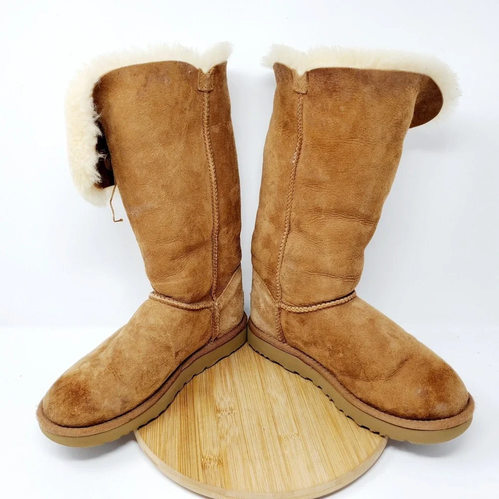 UGG Bailey Triplet Womens 6 Boot Chestnut Brown Suede Tall Winter Button Pull On
